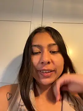 Im sophia1 online show from 11.18.25