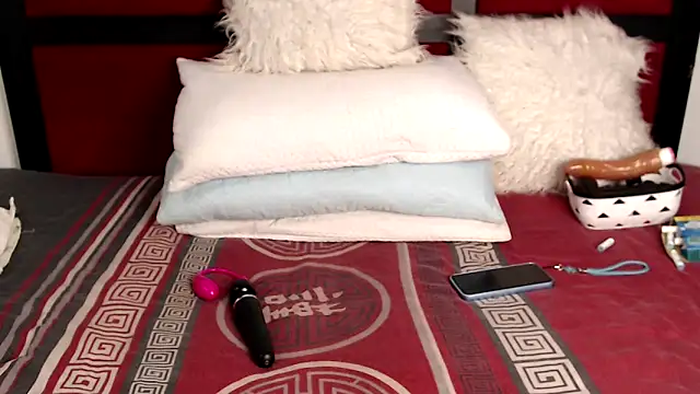 SlimRose24 online show from 10.19.25