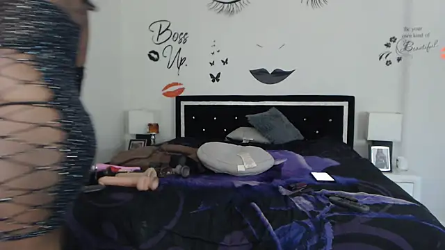 Snapshot of chocolatefantasyxxox chatting on 12.23.24 chocolatefantasyxxox online show from 12.23.24