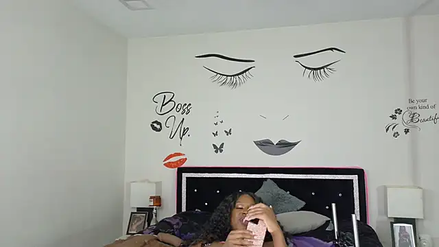 Snapshot of chocolatefantasyxxox chatting on 01.06.25 chocolatefantasyxxox online show from 01.06.25