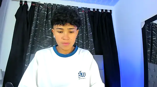 nova sex01 online show from 12.10.24