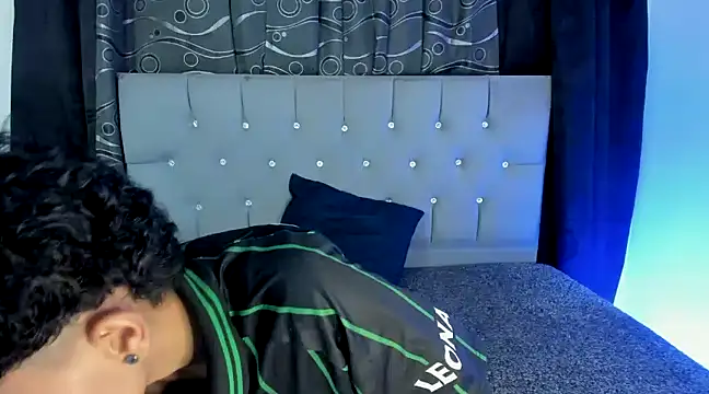 nova sex01 online show from 12.17.24