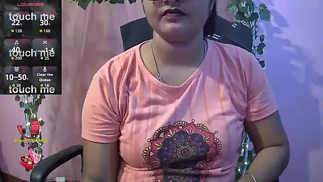 Snapshot of Pari-new chatting on 05.18.26 Pari-new online show from 05.18.26