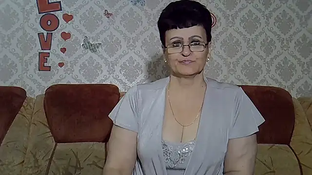 PaulaGolden online show from 10.02.25