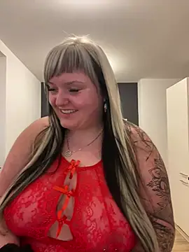 Snapshot of CurvyAngelina_Official chatting on 03.19.25 CurvyAngelina Official online show from 03.19.25