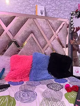 sarawiliamx online show from 12.15.25