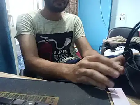SALLY OMAR  online show from 07.29.26
