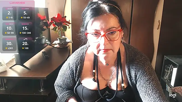 exymilf  online show from 12.19.25