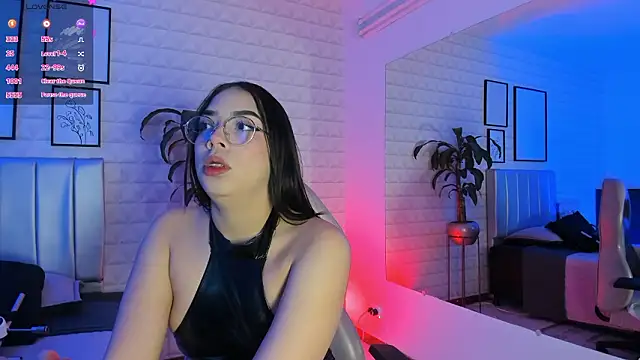 Lizzie-Evans online show from 02.02.26