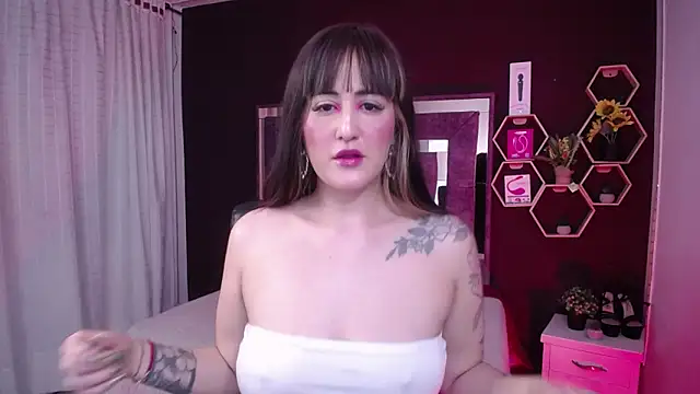 Snapshot of AnabelleGron chatting on 10.02.25 AnabelleGron online show from 10.02.25