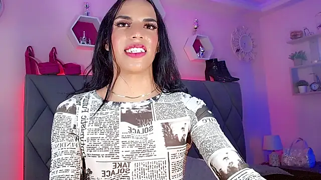 Snapshot of CandyJoselyn chatting on 01.07.25 CandyJoselyn online show from 01.07.25