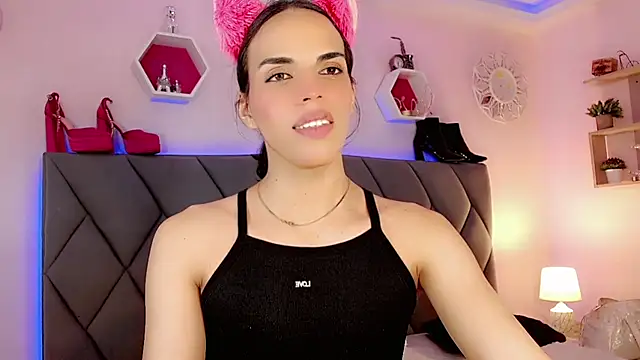 Snapshot of CandyJoselyn chatting on 02.13.25 CandyJoselyn online show from 02.13.25