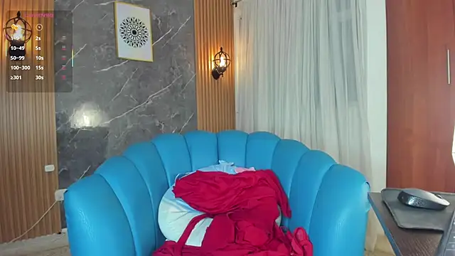 Julie Markk online show from 04.05.26