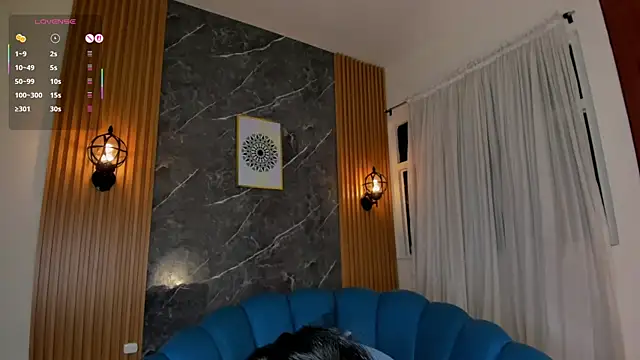 Julie Markk online show from 04.21.26