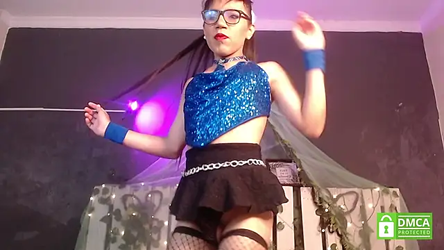 moon hill online show from 03.19.25