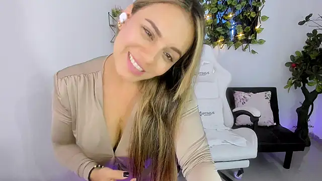 Sara lopez 28 online show from 01.18.25