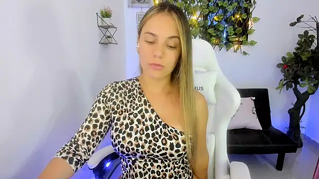Sara lopez 28 online show from 01.24.25