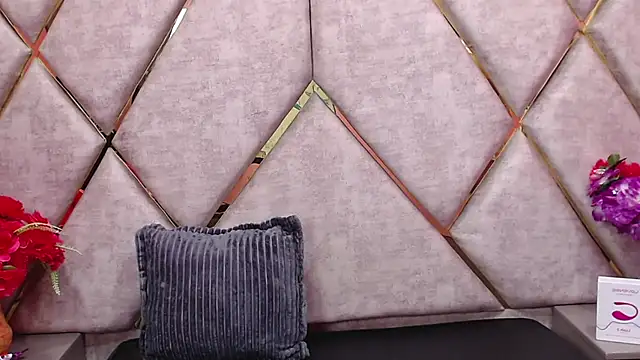 Snapshot of Eimy_Sexy_ chatting on 02.10.25 Eimy Sexy  online show from 02.10.25