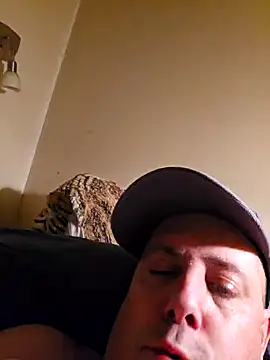 HeteroHotGuy1 online show from 12.04.24