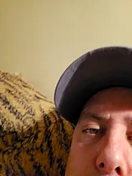 HeteroHotGuy1 online show from 01.23.25