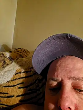 HeteroHotGuy1 online show from 02.16.25