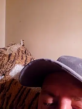 HeteroHotGuy1 online show from 10.05.25