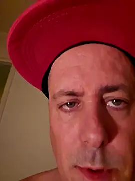 HeteroHotGuy1 online show from 10.17.25