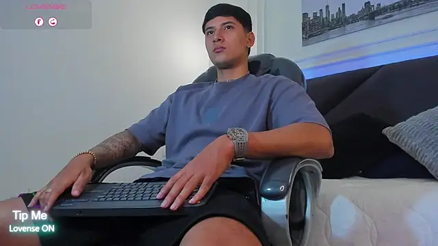 Damian23   online show from 02.04.26