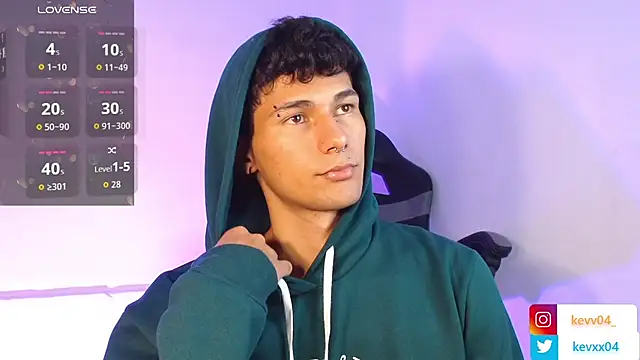 Snapshot of Alexx_tc chatting on 09.20.25 Alexx tc online show from 09.20.25