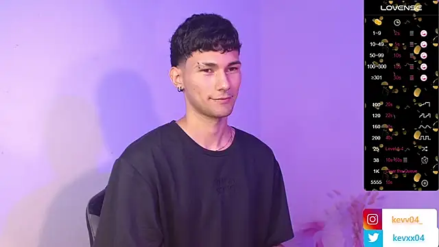 Snapshot of Alexx_tc chatting on 10.24.25 Alexx tc online show from 10.24.25