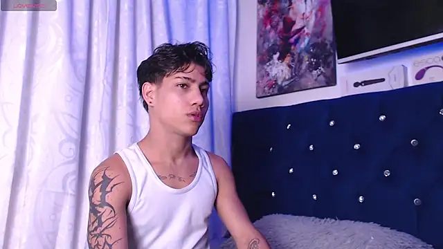 Sexys Boys Hot1 online show from 11.30.25