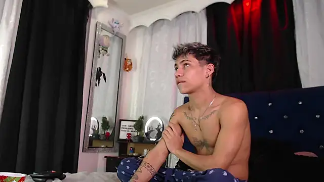 Sexys Boys Hot1 online show from 06.30.26