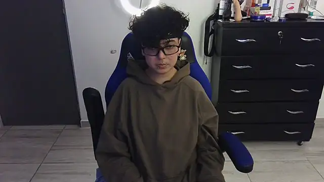 thomascooper7 online show from 02.04.25