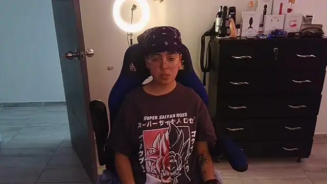 thomascooper7 online show from 02.20.25