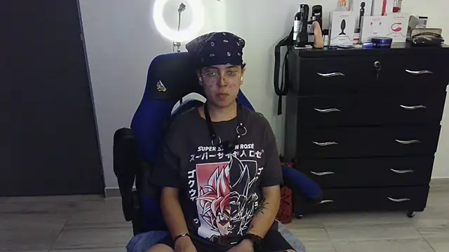 thomascooper7 online show from 02.21.25