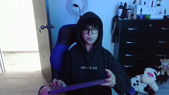 thomascooper7 online show from 09.30.25