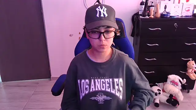 thomascooper7 online show from 11.16.25