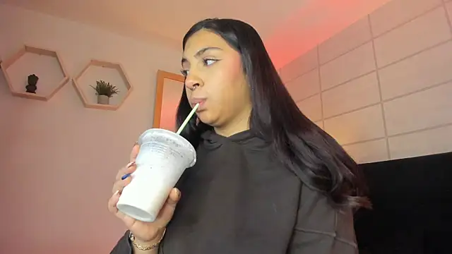 Christine Laam online show from 11.06.25