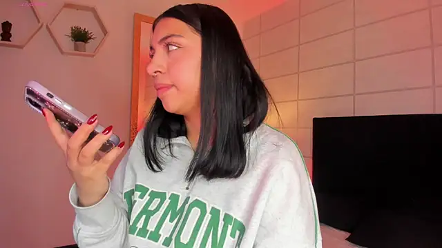 Christine Laam online show from 12.17.25