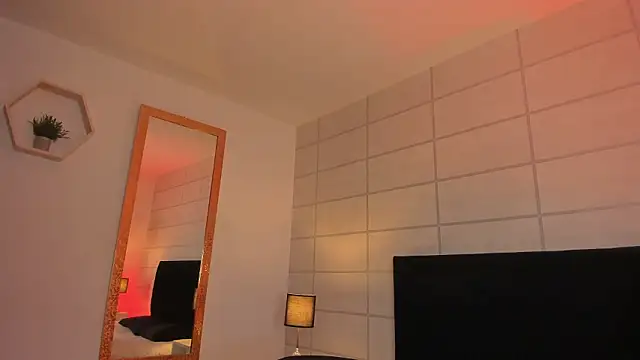 Snapshot of Christine_Laam chatting on 02.02.26 Christine Laam online show from 02.02.26