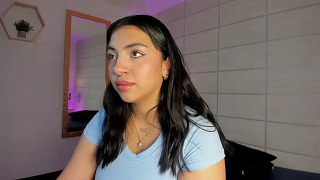 Christine Laam online show from 03.31.26