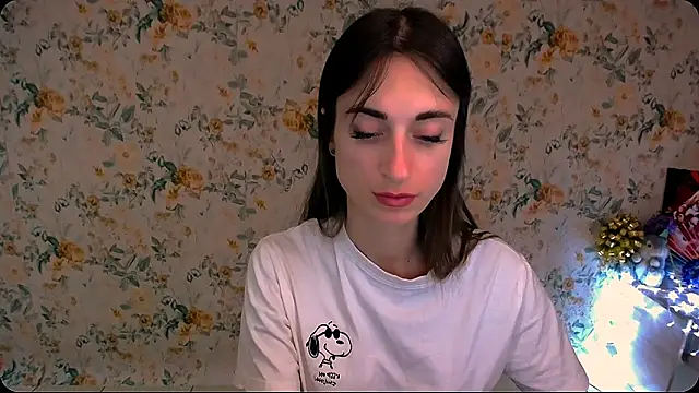 Snapshot of Asia_N_ chatting on 12.18.24 Asia N online show from 12.18.24