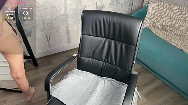 Eva Conors  online show from 10.08.25