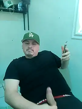 Snapshot of RodeMud chatting on 02.19.26 RodeMud online show from 02.19.26