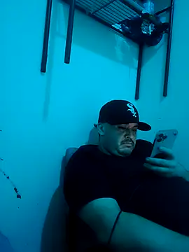 Snapshot of RodeMud chatting on 02.26.26 RodeMud online show from 02.26.26