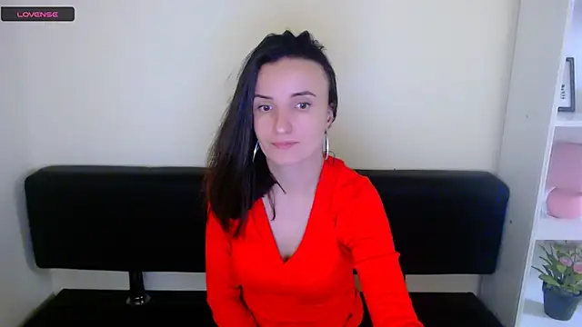 LaimaV  online show from 12.12.24