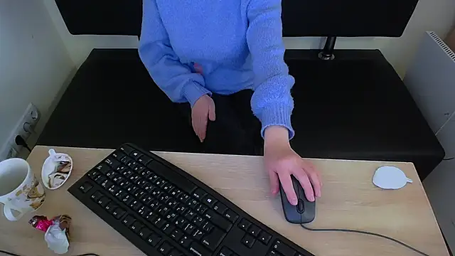 LaimaV  online show from 11.11.25