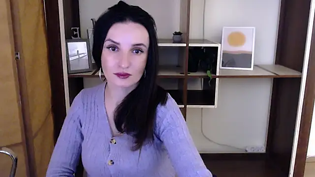 LaimaV  online show from 04.17.26