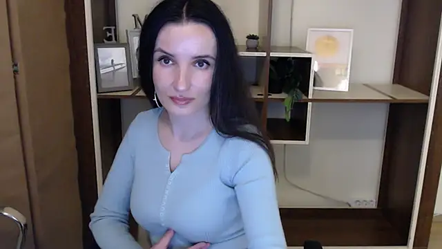 LaimaV  online show from 04.20.26