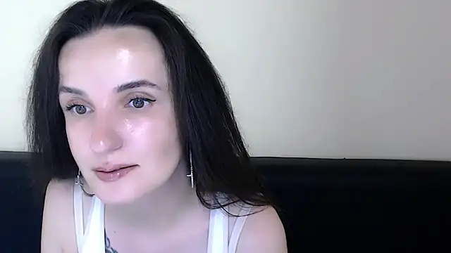 Snapshot of LaimaV_ chatting on 06.26.26 LaimaV online show from 06.26.26